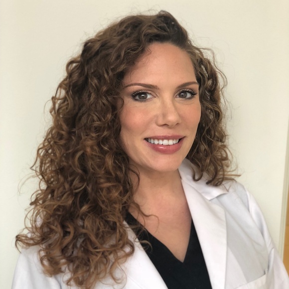 Meet your Posher, Robyn - Picture 1 of 1